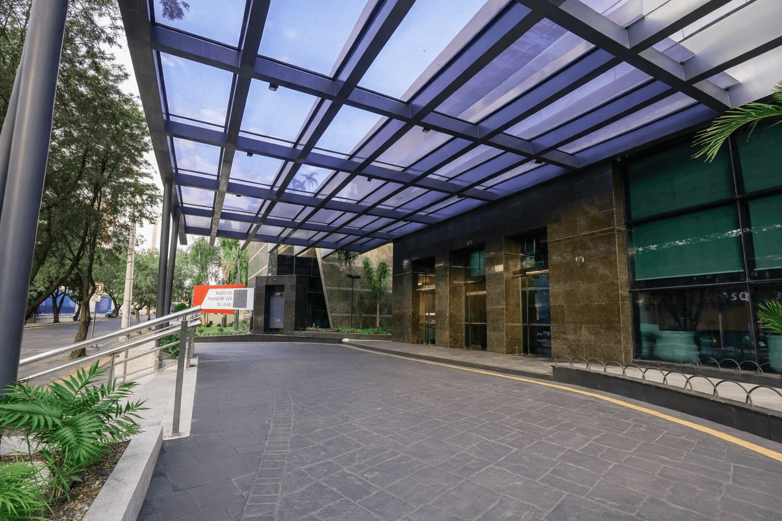 Entrada Principal